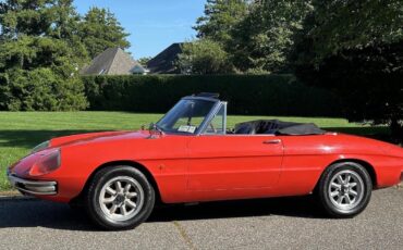 Alfa-Romeo-Duetto-Spider-1967-18