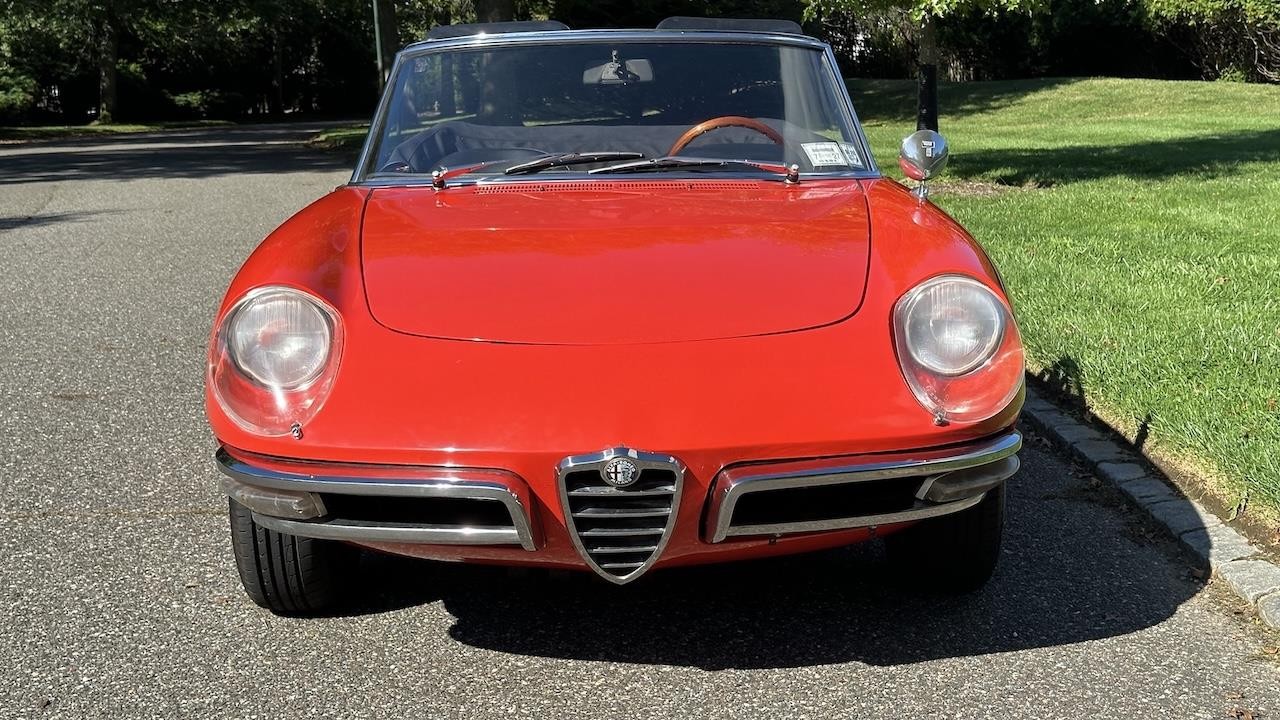 Alfa-Romeo-Duetto-Spider-1967-2