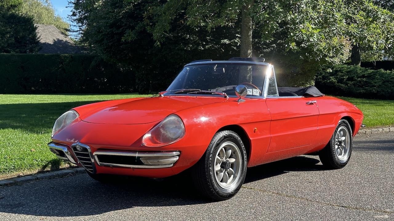 Alfa-Romeo-Duetto-Spider-1967-20
