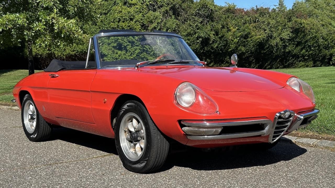 Alfa Romeo Duetto Spider 1967 --