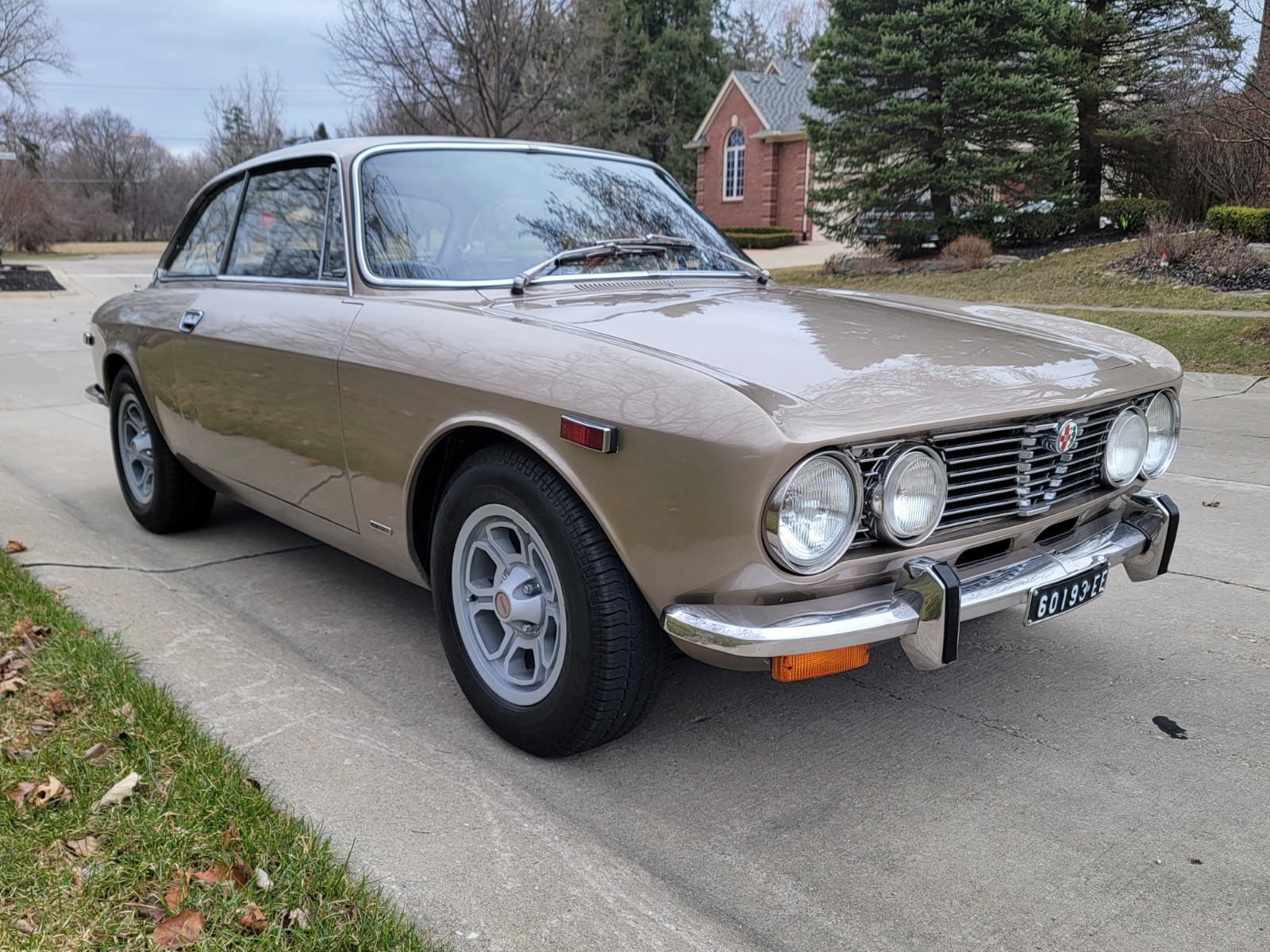 Alfa-Romeo-GTV-1972-Coupe-8