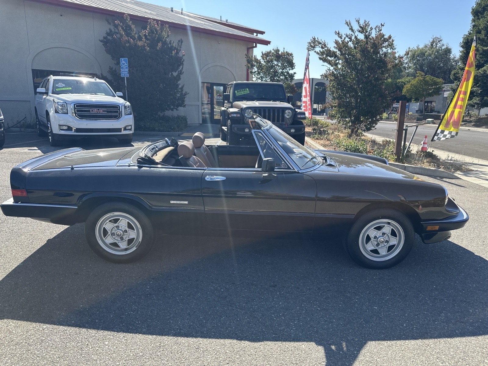 Alfa-Romeo-Spider-1989-Convertible-7