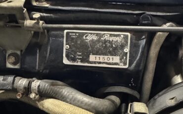 Alfa-romeo-Gtv-2000-1974-Blue-Tan-2