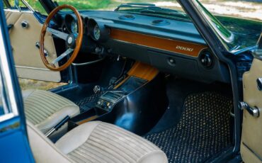 Alfa-romeo-Gtv-2000-1974-Blue-Tan-9