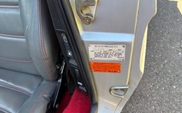 Alfa-romeo-Spider-1987-Silver-Gray-1