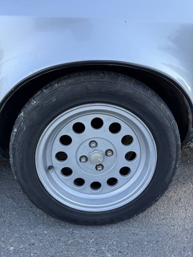 Alfa-romeo-alfetta-gt-1975-5