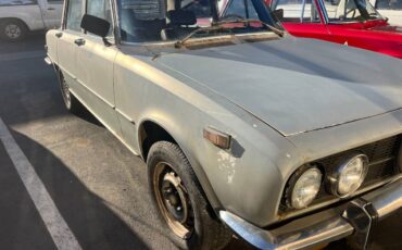 Alfa-romeo-berlina-1974