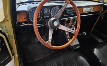 Alfa-romeo-giulia-super-1300-1975-12