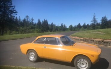 Alfa-romeo-gtv-1967-1