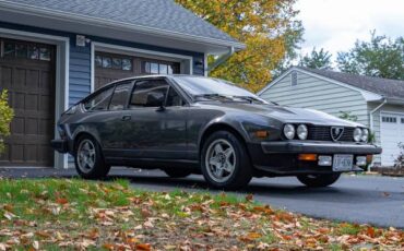 Alfa-romeo-gtv6-1981-grey-15