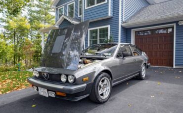 Alfa-romeo-gtv6-1981-grey-18