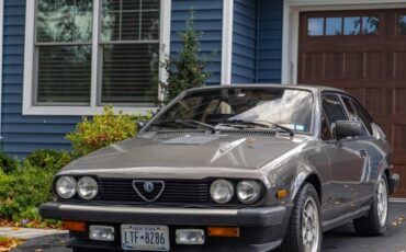 Alfa-romeo-gtv6-1981-grey