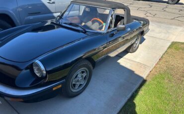 Alfa-romeo-spider-1984-black-1