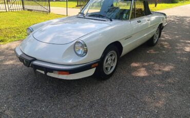 Alfa-romeo-spider-1990