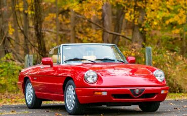 Alfa-romeo-spider-1991-red-1