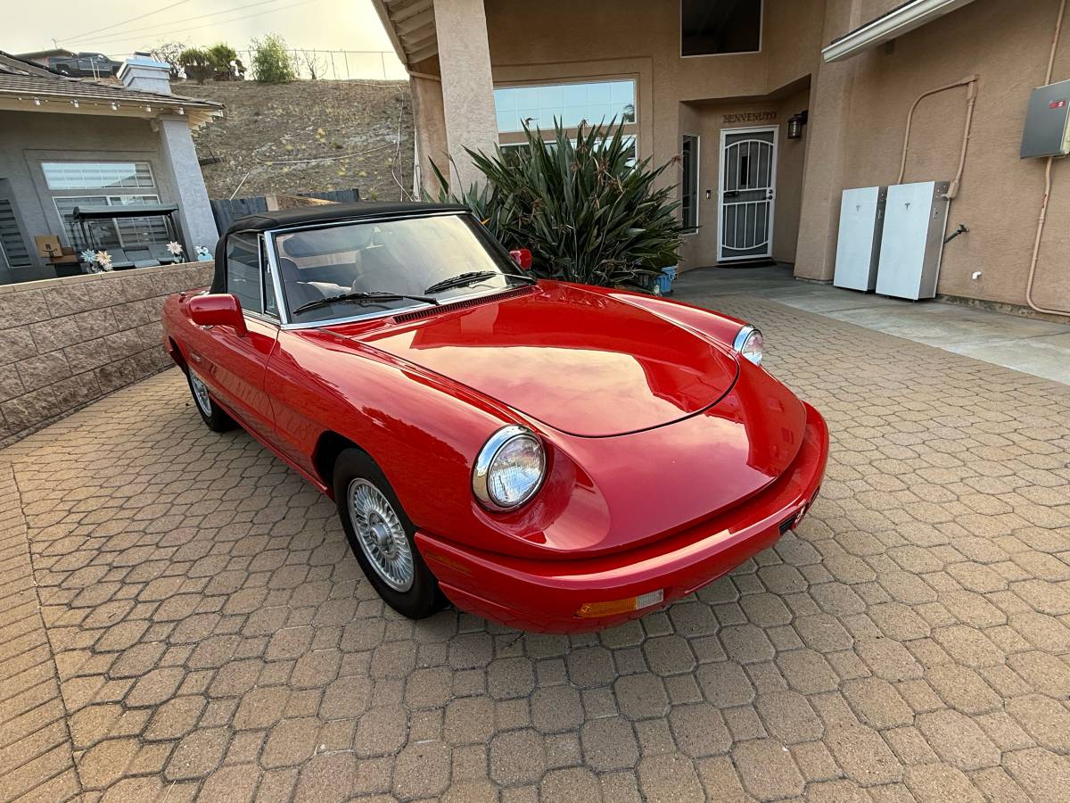 Alfa-romeo-spider-1991-red-12