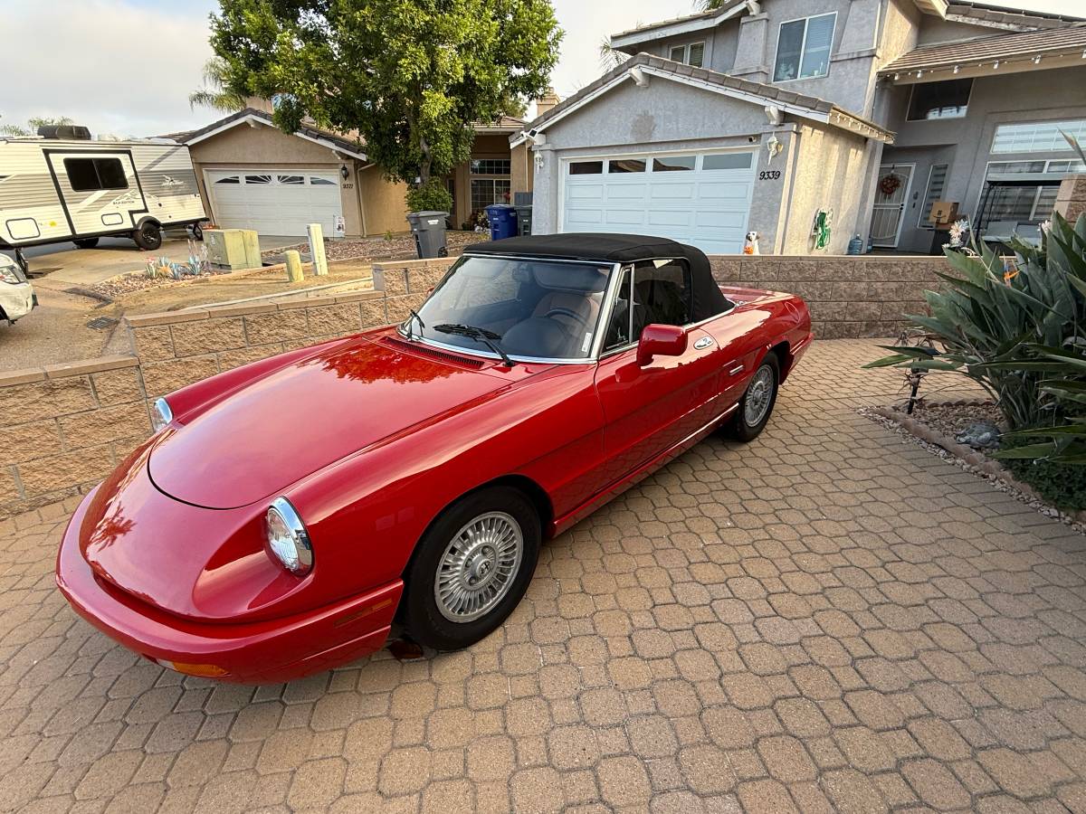 Alfa-romeo-spider-1991-red-15