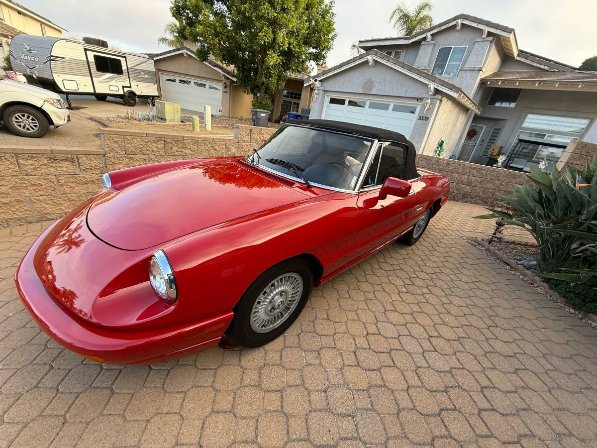 Alfa-romeo-spider-1991-red-30