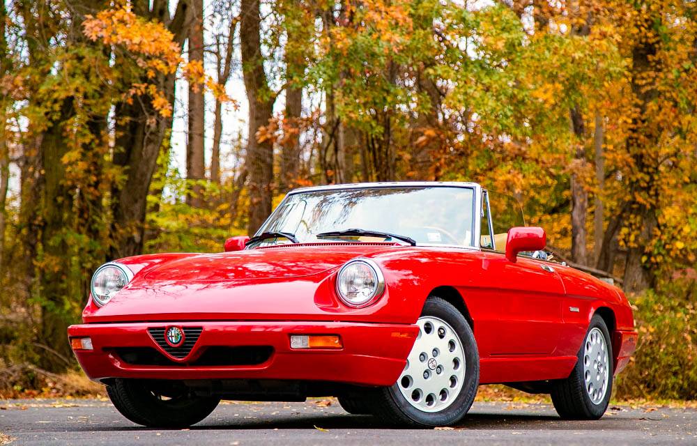 Alfa-romeo-spider-1991-red