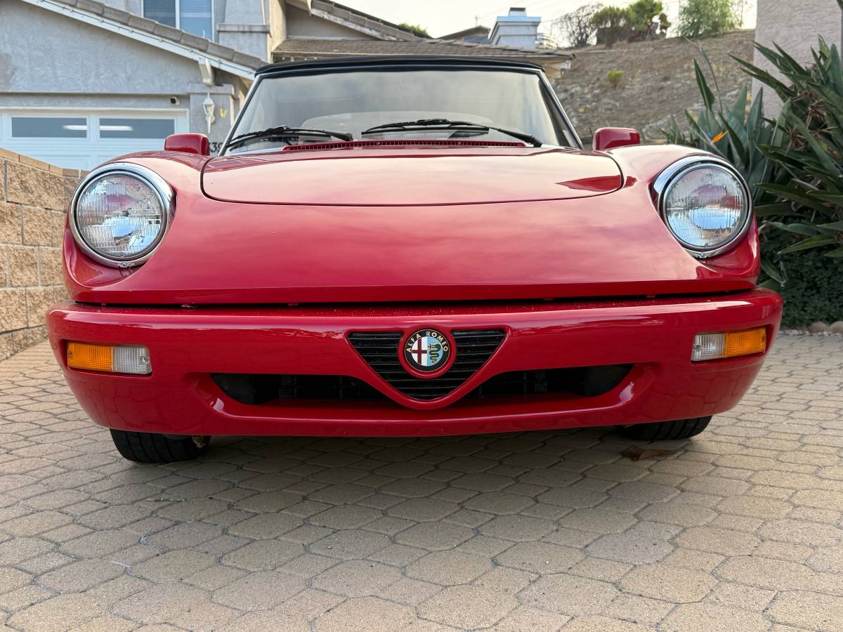 Alfa-romeo-spider-1991-red-7
