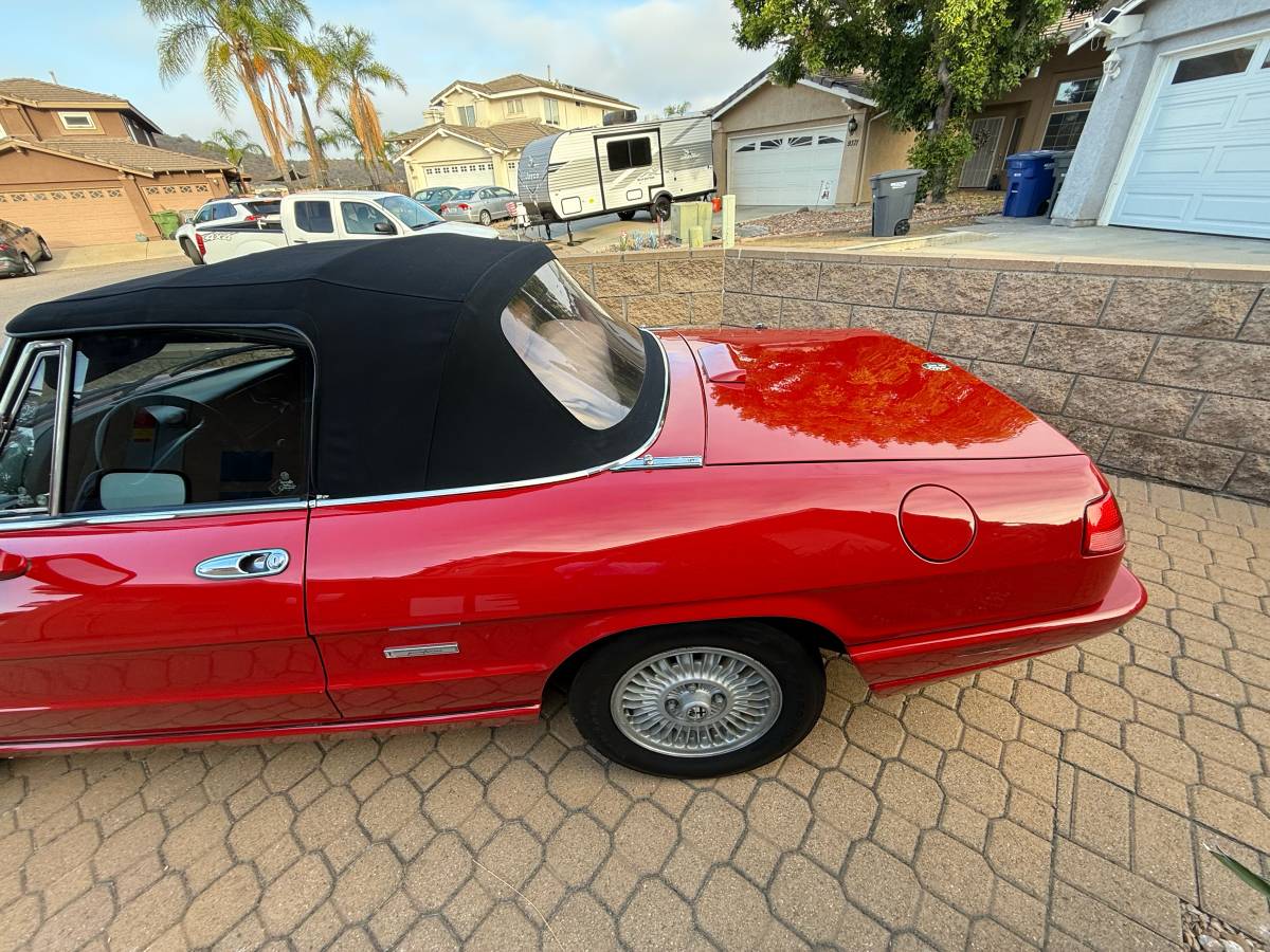 Alfa-romeo-spider-1991-red-8