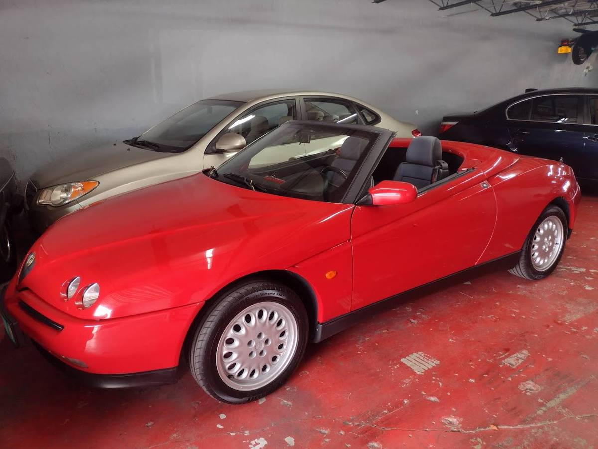 Alfa-romeo-spider-1996-15