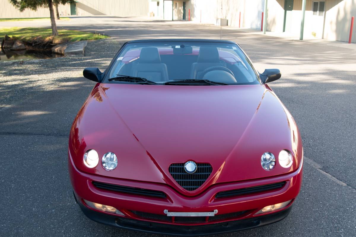 Alfa-romeo-spider-1996-2