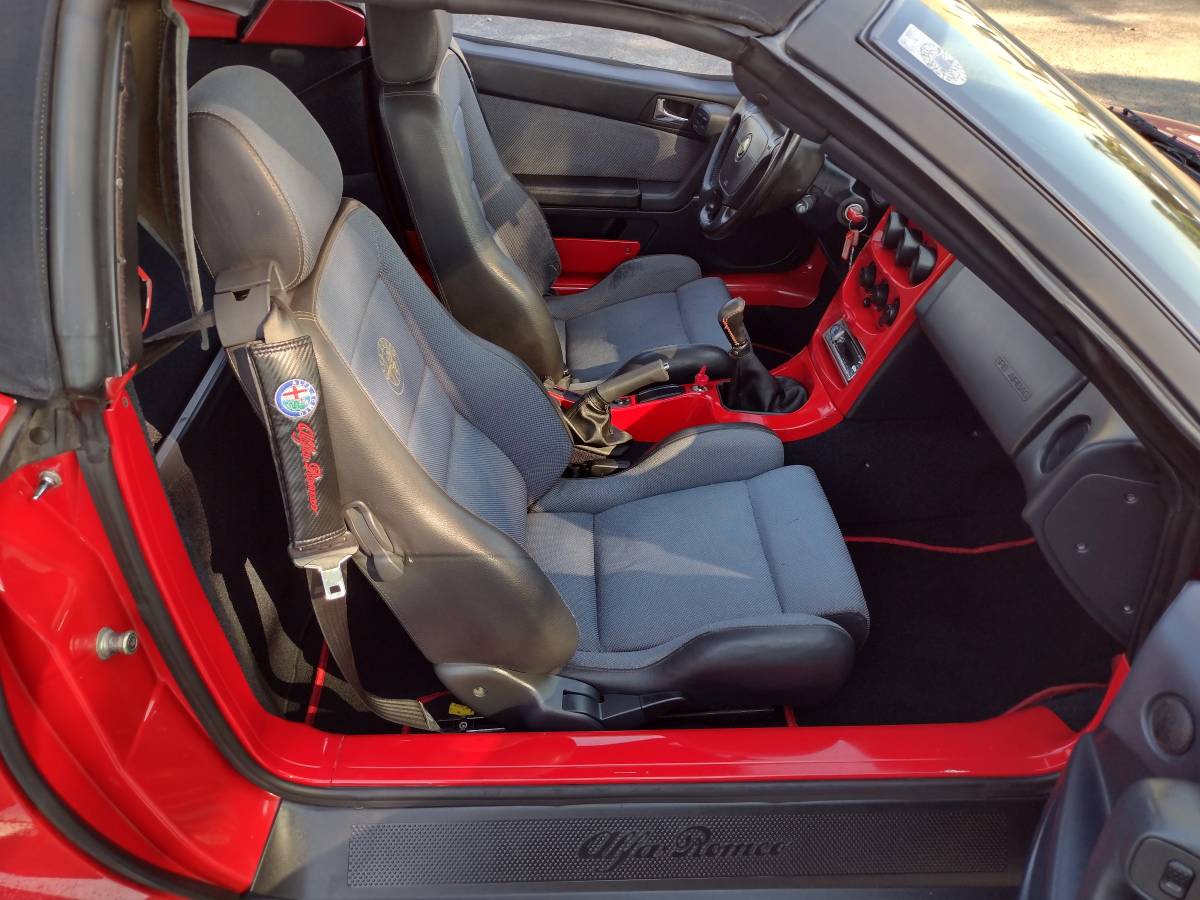 Alfa-romeo-spider-1996-21