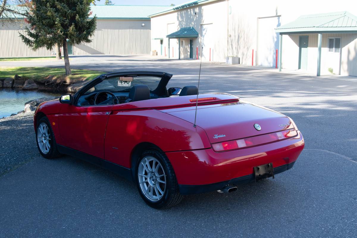 Alfa-romeo-spider-1996-4