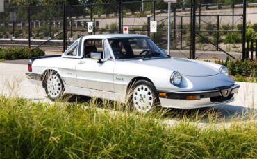 Alfa-romeo-spider-quadrifoglio-1987-silver-21