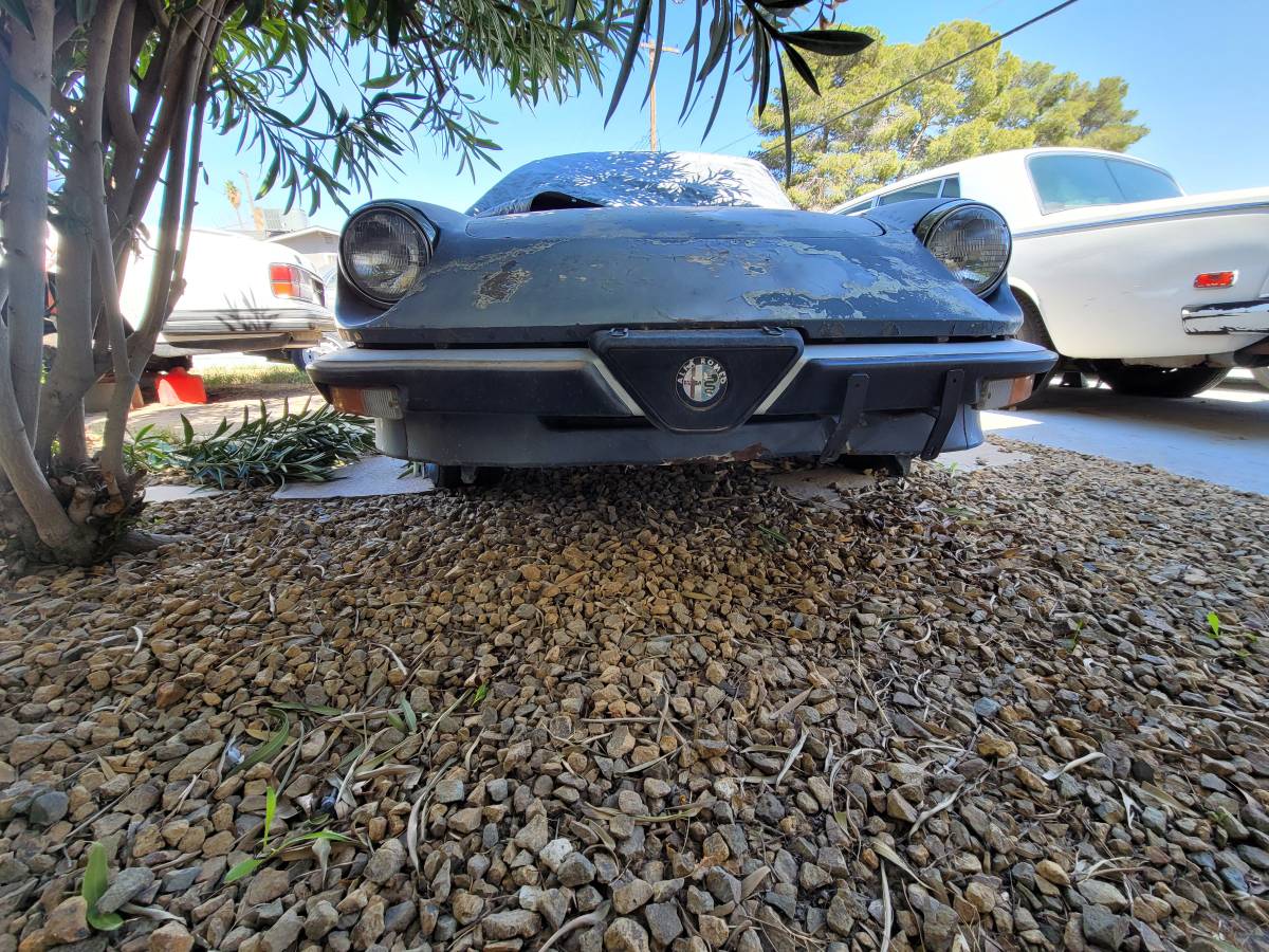 Alfa-romeo-volce-spider-1978