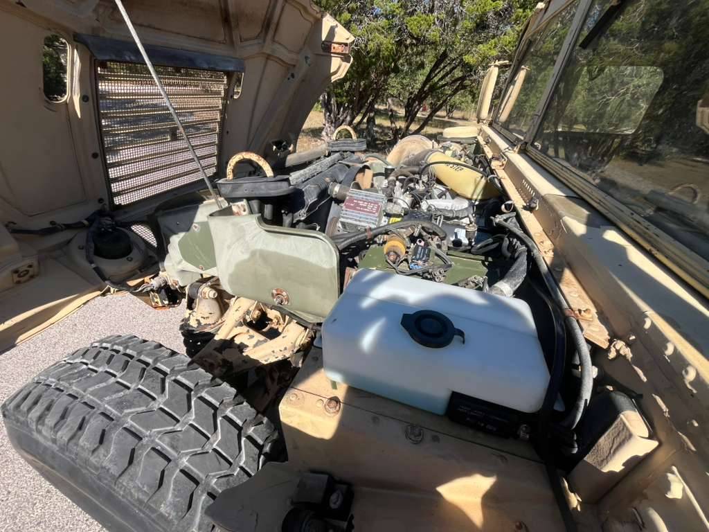 Am-general-humvee-diesel-1989-10