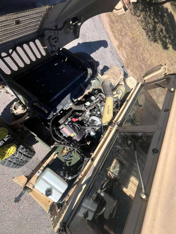 Am-general-humvee-diesel-1989-11