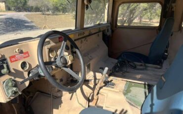 Am-general-humvee-diesel-1989-13