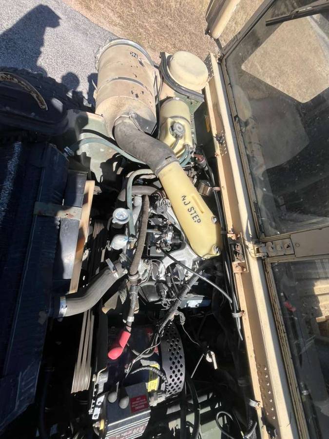 Am-general-humvee-diesel-1989-9