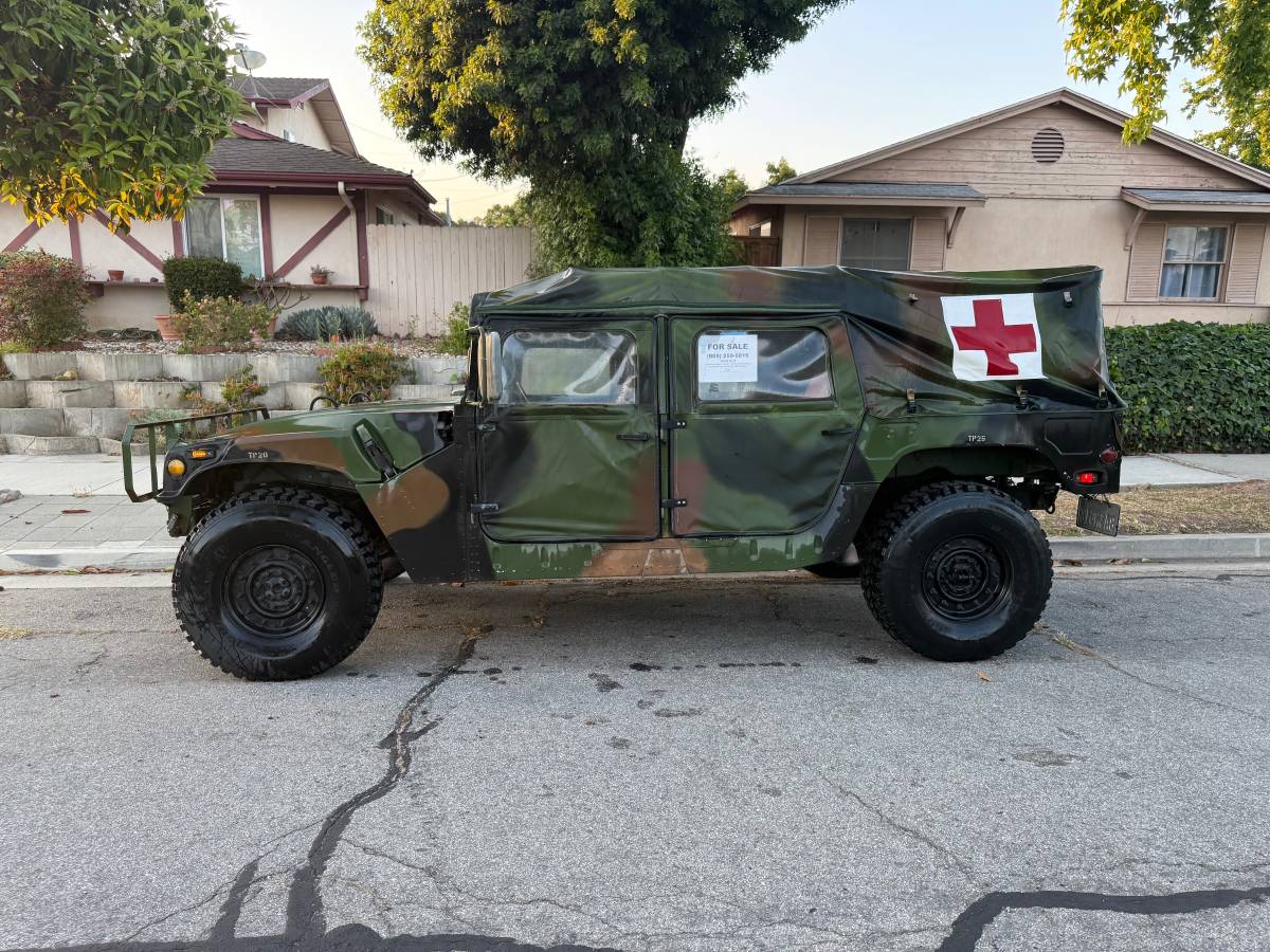 Am-general-humvee-m998-diesel-1988-green-2