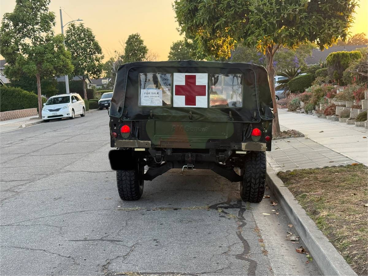 Am-general-humvee-m998-diesel-1988-green-8