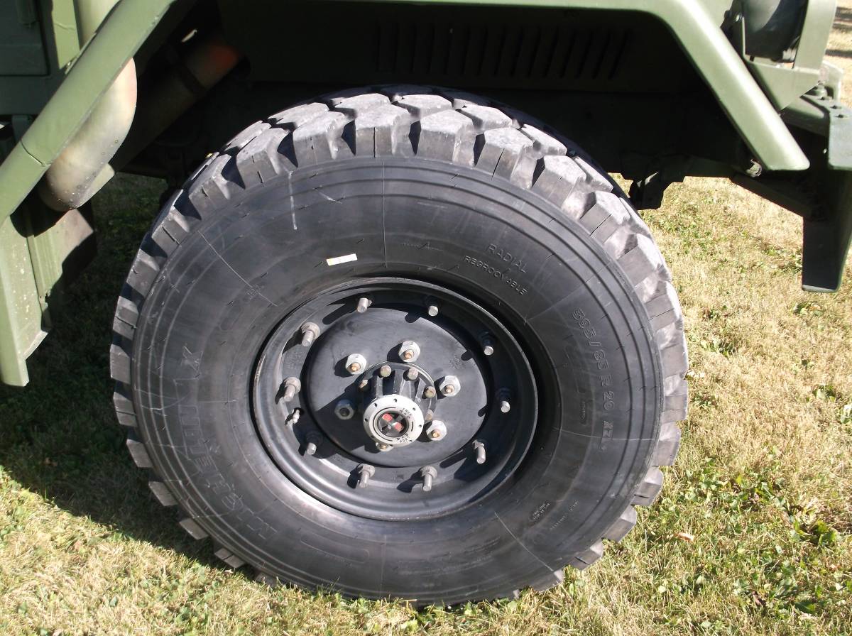 Am-general-m35a2-diesel-1976-2