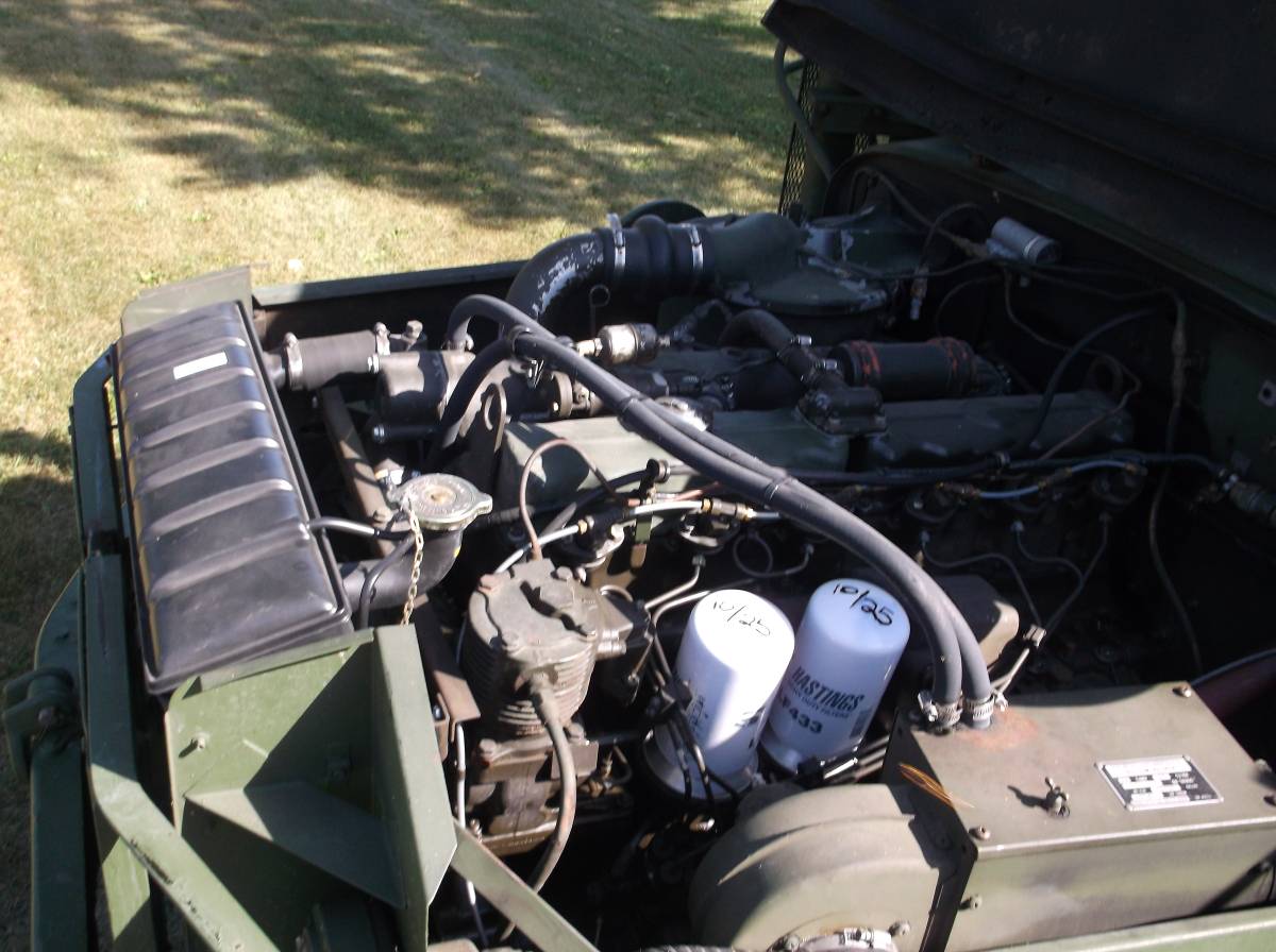 Am-general-m35a2-diesel-1976-4