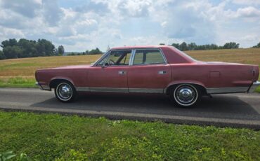 Amc-ambassador-1968-red-28