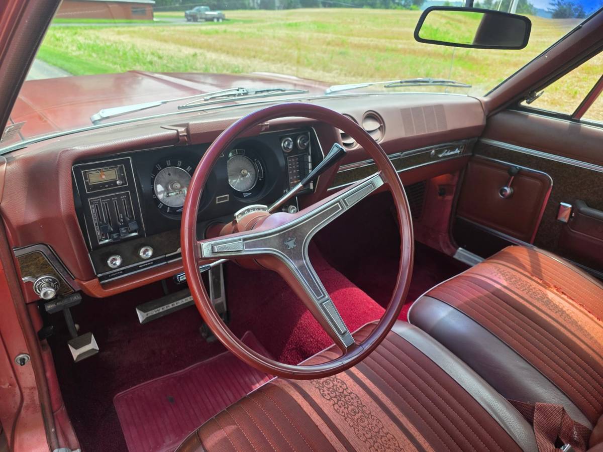 Amc-ambassador-1968-red-9
