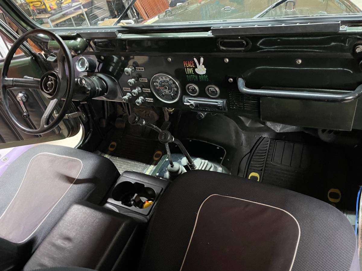 Amc-cj7-jeep-1981-green-13