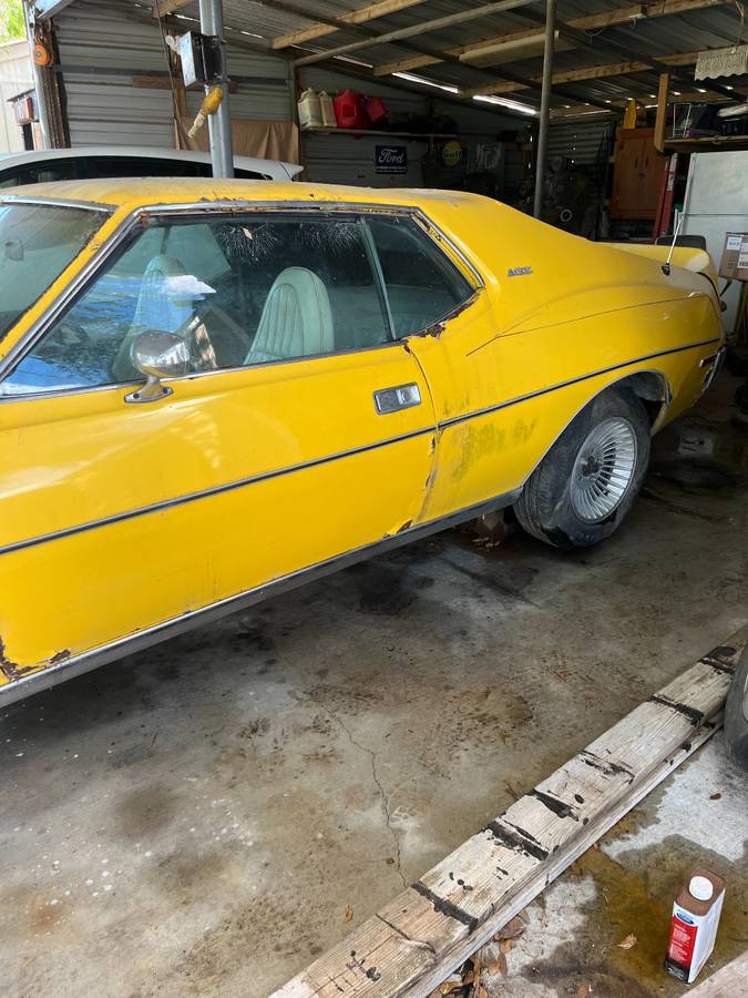 Amc-javelin-amx-1973-yellow-4