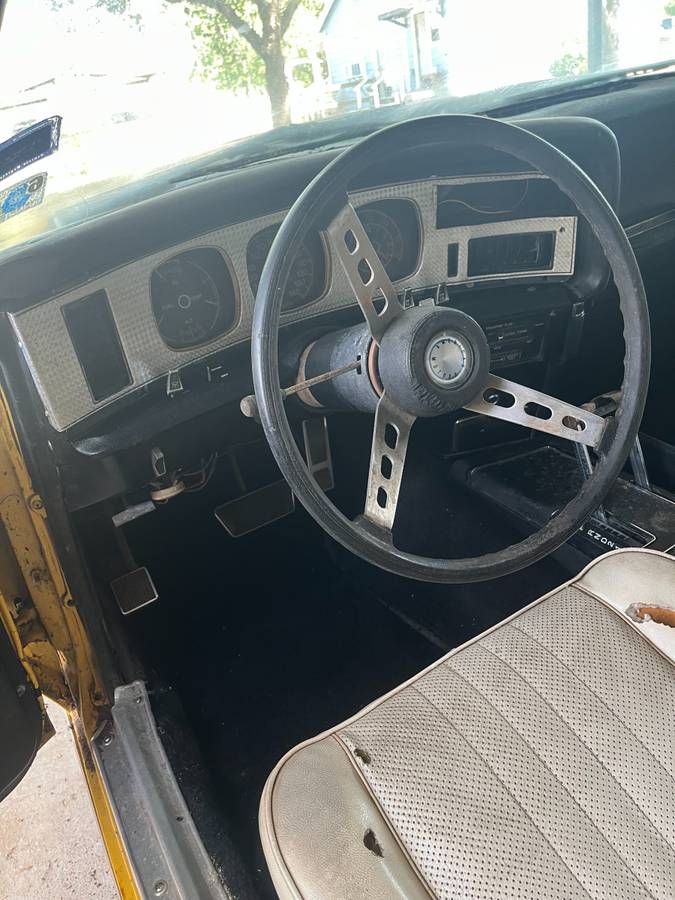 Amc-javelin-amx-1973-yellow-6