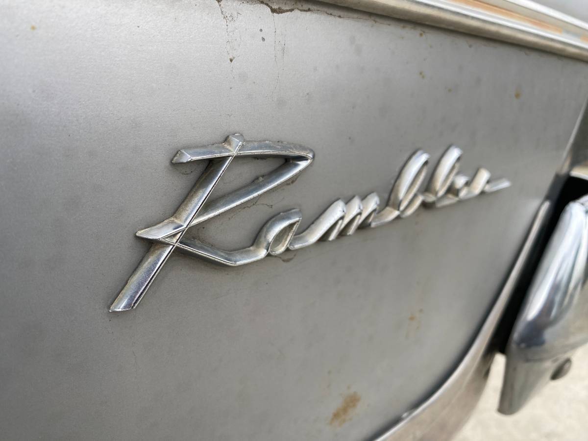 Amc-rambler-ambassador-990-1964-grey-10