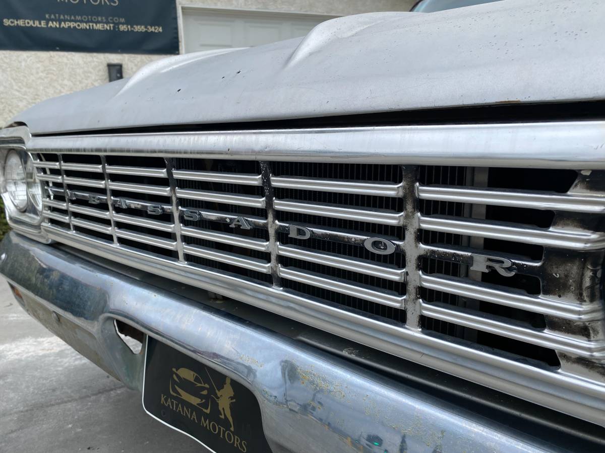 Amc-rambler-ambassador-990-1964-grey-13