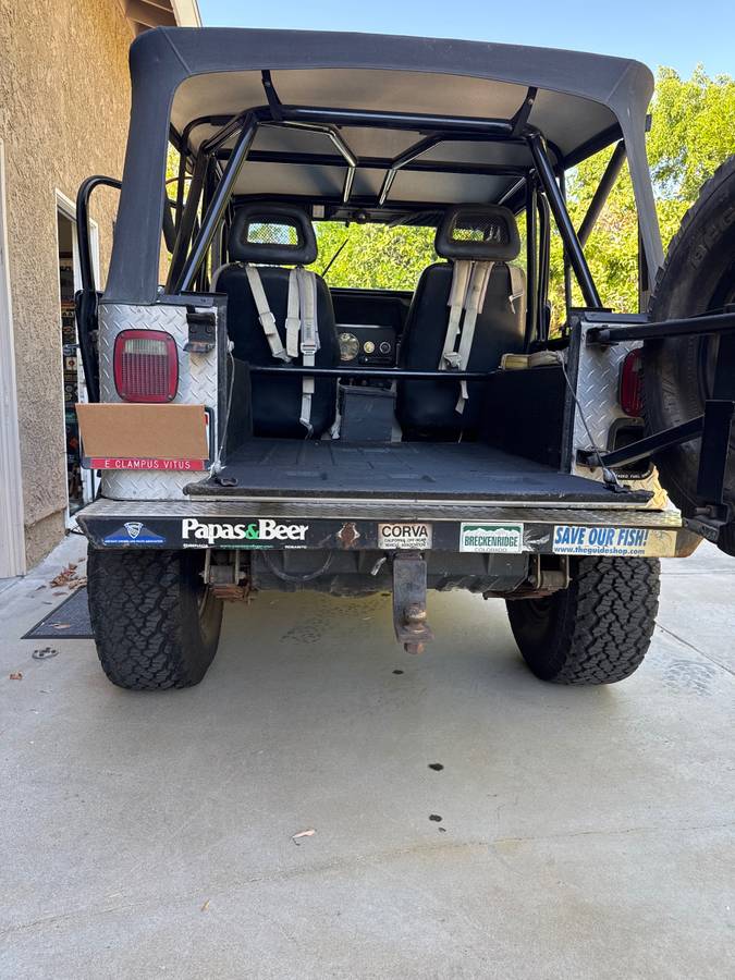 American-motors-jeep-cj7-1982-silver-10