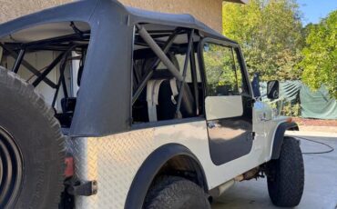 American-motors-jeep-cj7-1982-silver-12