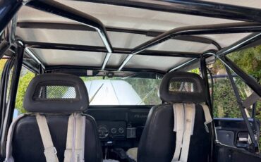 American-motors-jeep-cj7-1982-silver-4