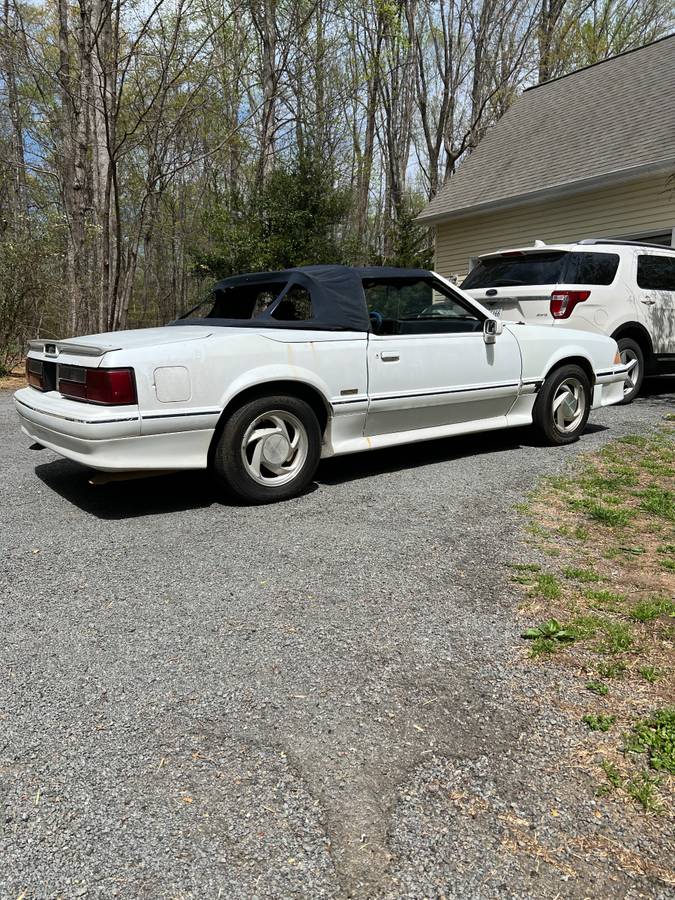 Asc-ford-mustang-1989-white-1